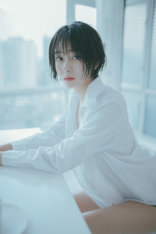 大胸年轻的搜子4理论